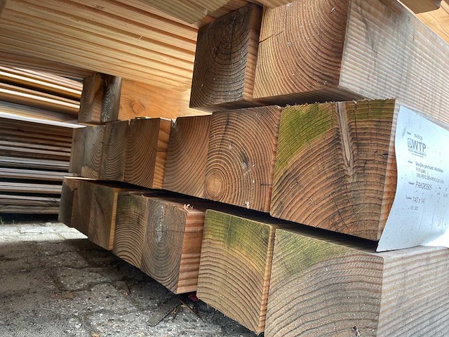 Douglas balken geschaafd 3000x140x140mm (18x) - afbeelding 2 van  3