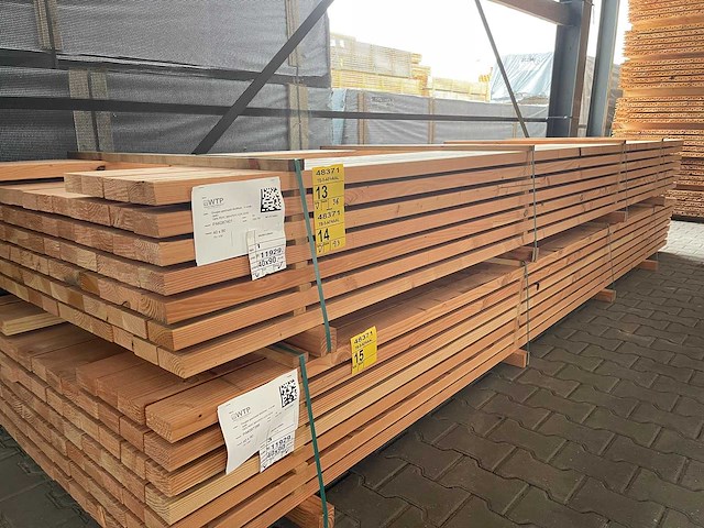 Douglas balken geschaafd 4300x90x40mm (43x) - afbeelding 2 van  3