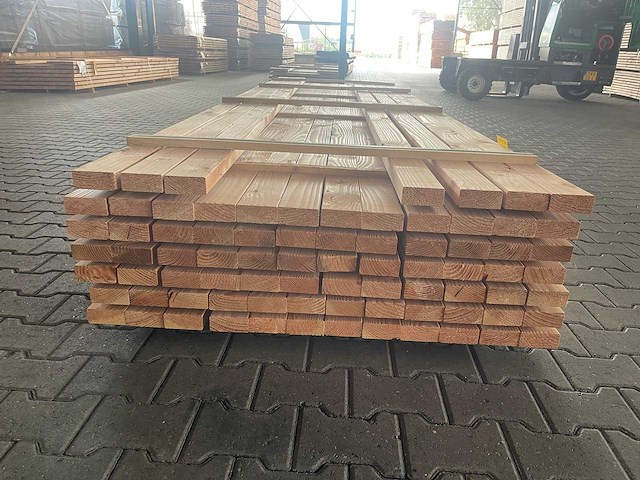 Douglas balken geschaafd 4300x90x40mm (79x) - afbeelding 3 van  3