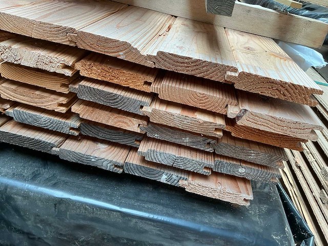 Douglas blokhutprofiel 28x140 mm - 500 cm (42x) - afbeelding 2 van  4