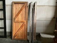 Douglas buitendeur in kozijn 200x76 cm - afbeelding 3 van  3