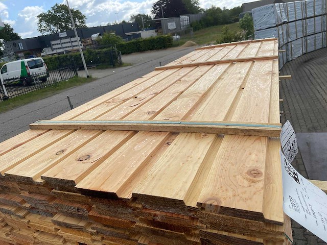 Douglas channelsiding 3000x137x18mm (119x) - afbeelding 2 van  2