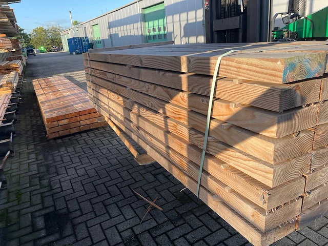 Douglas dakbalken fijnbezaagd 3000x200x75mm (40x) - afbeelding 2 van  3