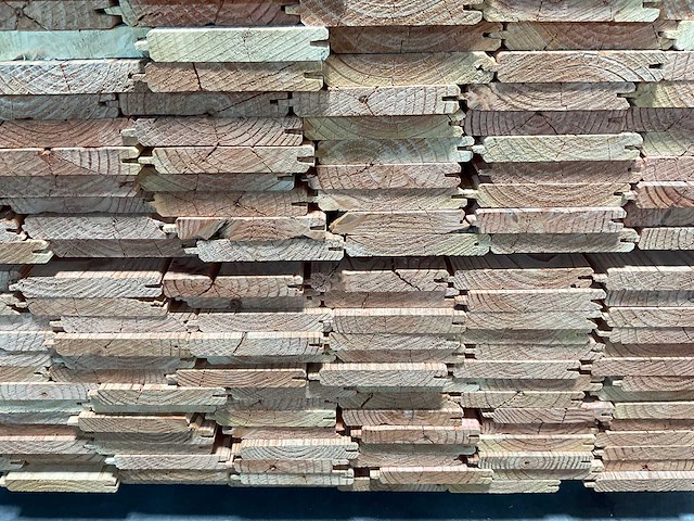 Douglas dakbeschot geschaafd mes en groef - 300x11,6x1,6 cm (120x) - afbeelding 6 van  8