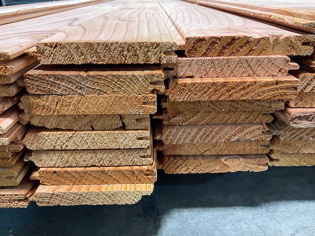 Douglas dakbeschot geschaafd mes en groef - 400x11,6x1,6 cm (76x) - afbeelding 6 van  9