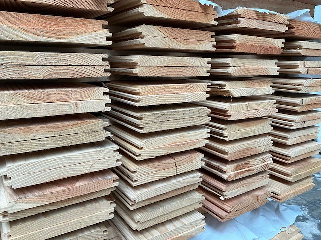 Douglas dakbeschot / sponningplank - 500 cm - 18x185 mm (100x) - afbeelding 1 van  6