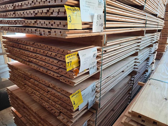 Douglas design- triple- deens profiel 4000x142x18mm (80x) - afbeelding 4 van  4