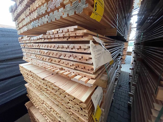 Douglas design- triple- deens profiel 4000x142x18mm (84x) - afbeelding 4 van  4