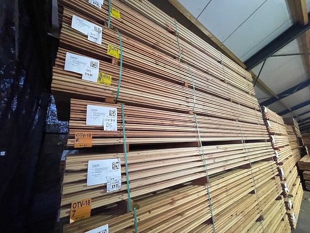 Douglas design- triple- deens profiel 4000x142x22mm (84x) - afbeelding 4 van  4