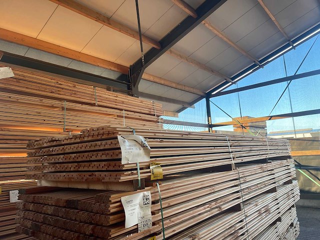 Douglas design- triple- deens profiel 4000x142x22mm (84x) - afbeelding 4 van  4