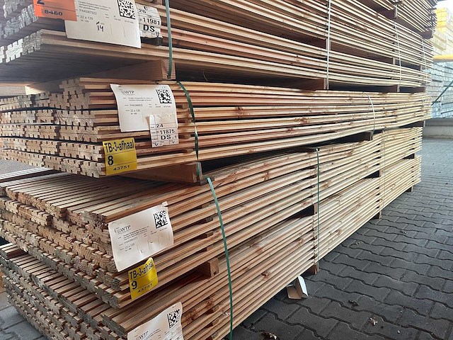 Douglas design- triple- deens profiel 4000x142x22mm (84x) - afbeelding 4 van  4