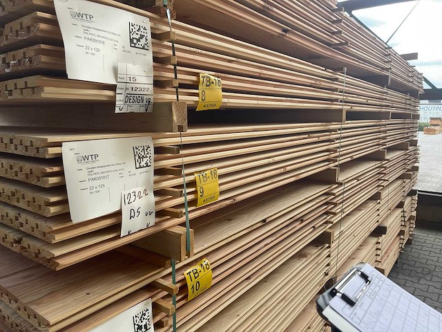Douglas design- triple- deens profiel 5000x142x18mm (80x) - afbeelding 4 van  4