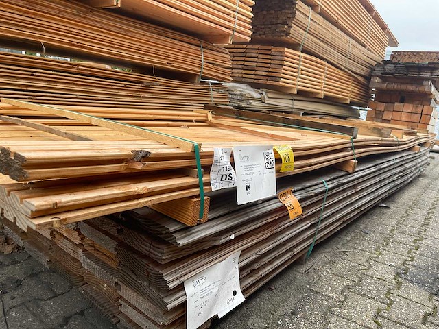 Douglas design- triple- deens profiel 6000x142x22mm (14x) - afbeelding 2 van  3