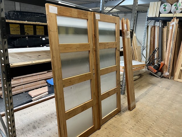 Douglas dubbel deurkozijn, melkglas hillhout - afbeelding 2 van  5