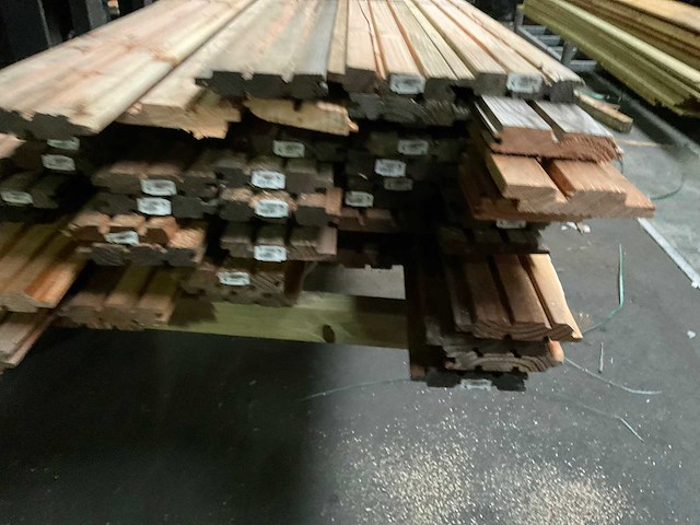 Douglas dubbel rhombusprofielplank 300x14,5x2,8 cm (50x) - afbeelding 6 van  15