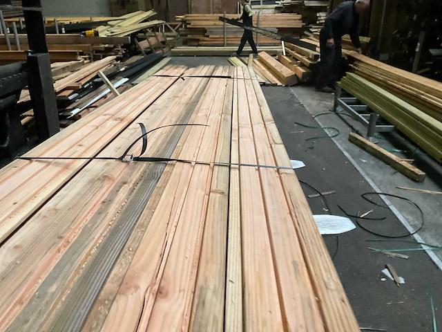 Douglas dubbel rhombusprofielplank 300x14,5x2,8 cm (50x) - afbeelding 7 van  15