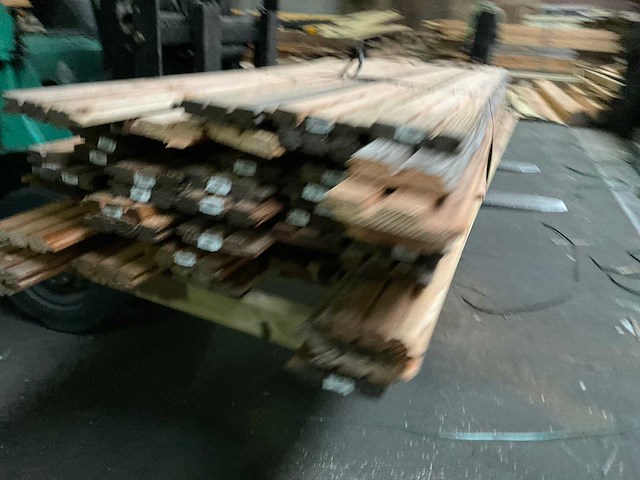 Douglas dubbel rhombusprofielplank 300x14,5x2,8 cm (50x) - afbeelding 12 van  15