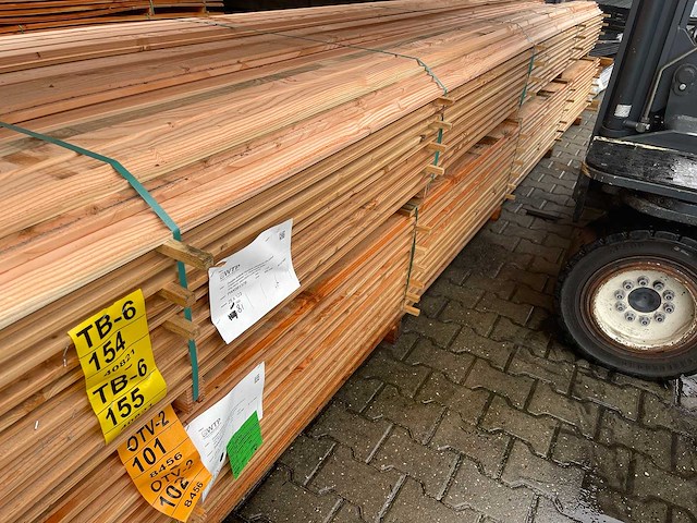 Douglas dubbele rhombus 5000x137x25mm (42x) - afbeelding 4 van  4