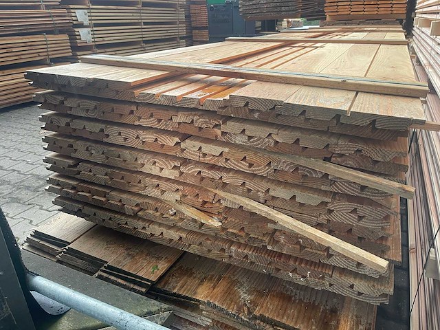 Douglas dubbele rhombus 5000x137x25mm (55x) - afbeelding 3 van  3