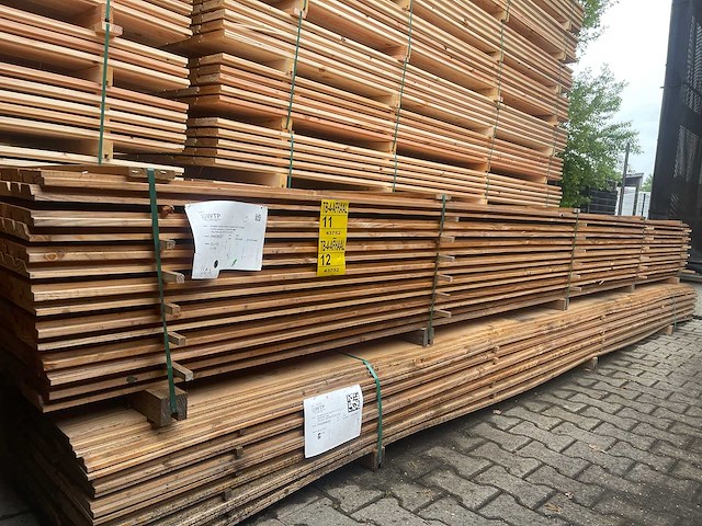 Douglas dubbele rhombus 5000x137x25mm (55x) - afbeelding 2 van  3