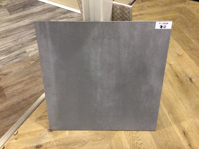 Douglas en jones metal zinc mat vloertegel 60x60 cm 19,44 m² - afbeelding 1 van  3