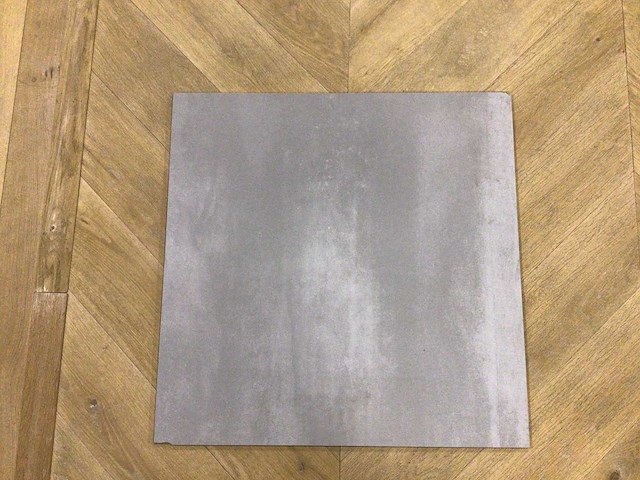 Douglas en jones metal zinc mat vloertegel 60x60 cm 19,44 m² - afbeelding 2 van  3