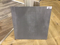 Douglas en jones metal zinc mat vloertegel 60x60 cm 19,44 m² - afbeelding 1 van  6