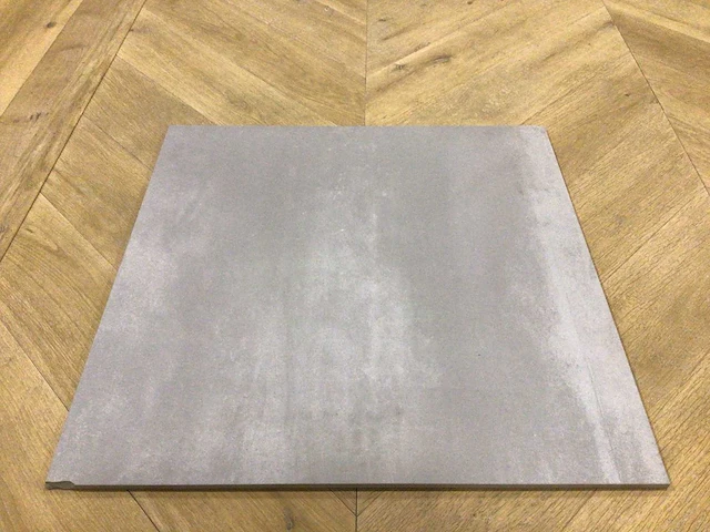 Douglas en jones metal zinc mat vloertegel 60x60 cm 5,4 m² - afbeelding 2 van  6