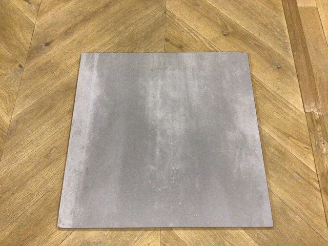 Douglas en jones metal zinc mat vloertegel 60x60 cm 5,4 m² - afbeelding 5 van  6