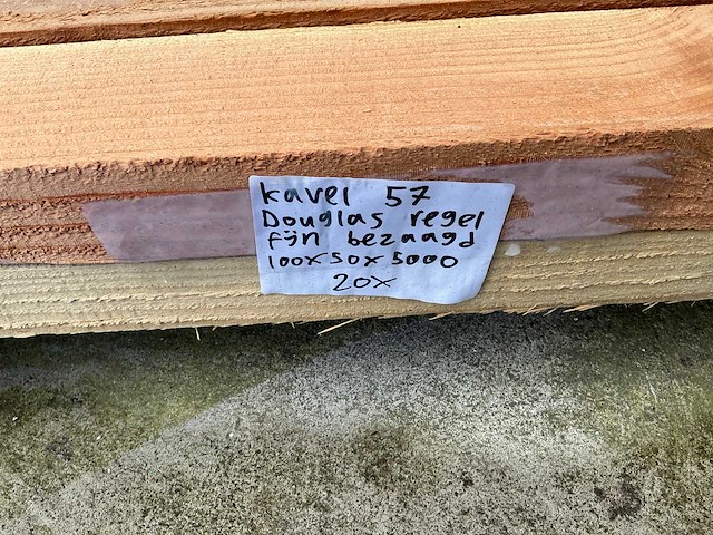 Douglas fijn bezaagd 100x50x5000 mm (20x) - afbeelding 7 van  7