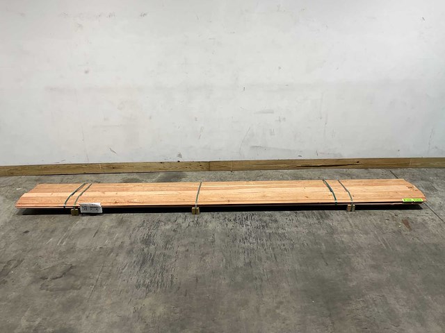 Douglas fijnbezaagd halfhouts rabat - 400x14,5x1,8 cm (10x) - afbeelding 2 van  4