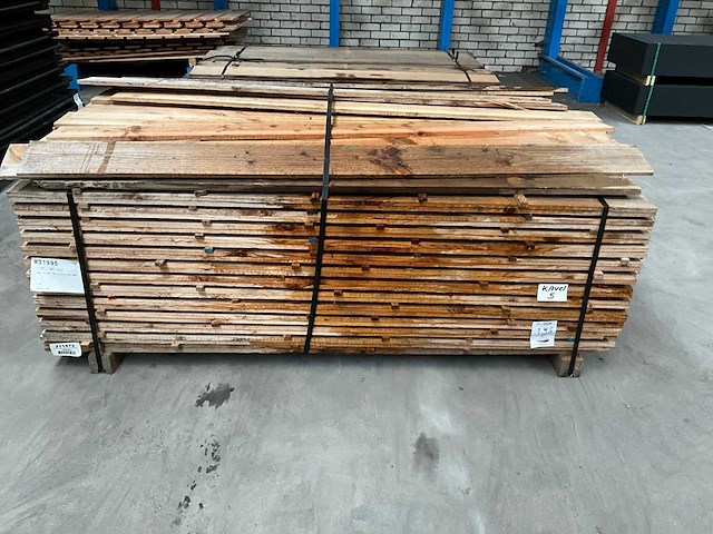 Douglas fijnbezaagde plank 1,5x14x180 cm (230x) - afbeelding 2 van  6
