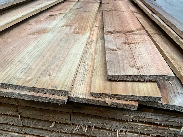 Douglas fijnbezaagde plank 1,5x14x180 cm (230x) - afbeelding 5 van  6