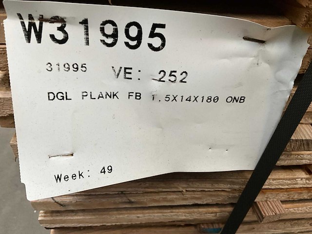 Douglas fijnbezaagde plank 1,5x14x180 cm (230x) - afbeelding 6 van  6