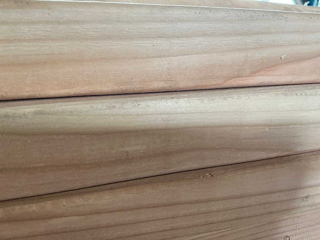 Douglas geschaafd 44x120x4000 mm (24x) - afbeelding 6 van  8