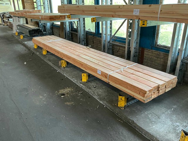 Douglas geschaafd 44x160x5000 mm (20x) - afbeelding 1 van  7