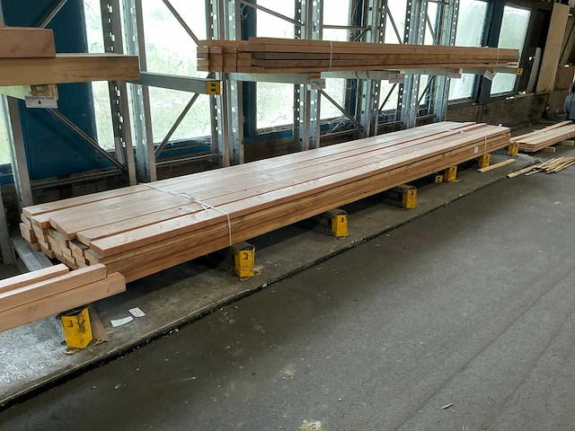 Douglas geschaafd houten balk 45x155x6000 mm (30x) - afbeelding 3 van  8