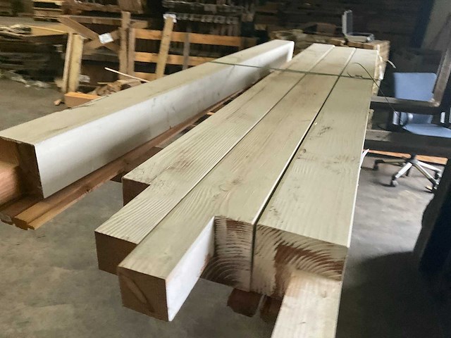 Douglas grijs gespoten tuinpaal 215x12x12 cm (4x) - afbeelding 3 van  10