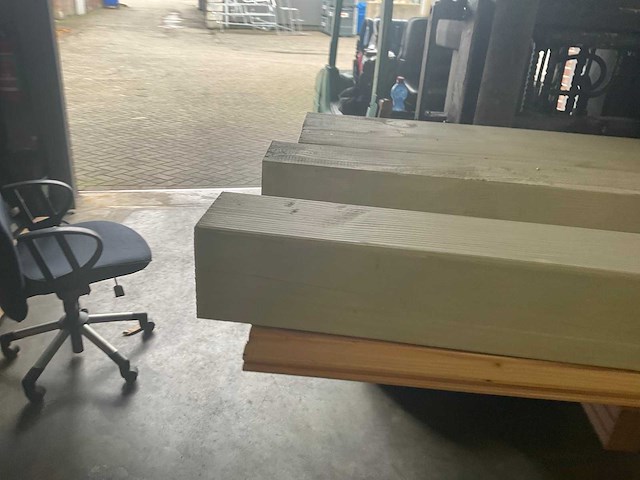 Douglas grijs gespoten tuinpaal 215x12x12 cm (4x) - afbeelding 8 van  10