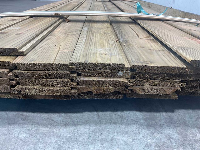 Douglas halfhouts rabat geschaafd 300x15x1,8 cm (38x) - afbeelding 6 van  7