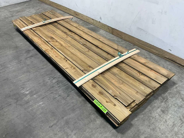 Douglas halfhouts rabat geschaafd 300x15x1,8 cm (38x) - afbeelding 1 van  7