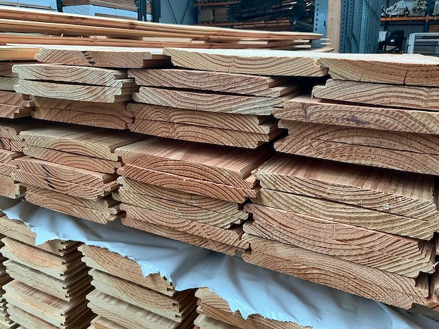 Douglas halfhouts / sponningdelen - 500 cm - 18x190 mm (100x) - afbeelding 1 van  6