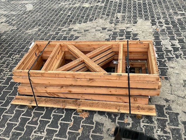 Douglas hekwerk met kruis 178.5x73 cm (5x) - afbeelding 3 van  5