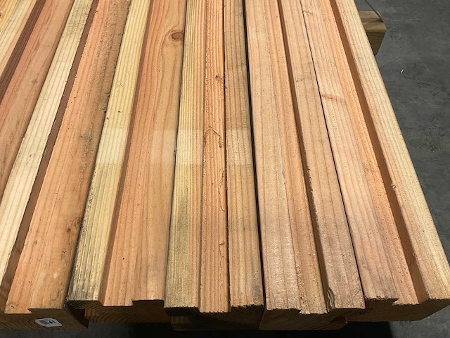 Douglas hoekpaal met sponning 300x9,5x9,5 cm (9x) - afbeelding 4 van  9