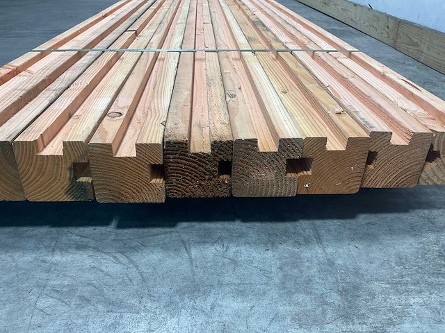 Douglas hoekpaal met sponning 300x9,5x9,5 cm (9x) - afbeelding 5 van  8