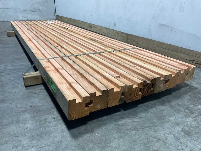 Douglas hoekpaal met sponning 300x9,5x9,5 cm (9x) - afbeelding 5 van  9