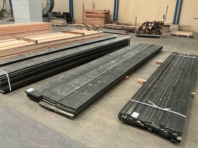 Douglas hout 340x30mm (12x) - afbeelding 1 van  4