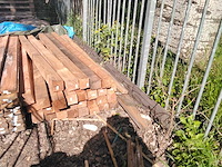 Douglas houten balken 15x15 cm, 3 meter lang. (29x) - afbeelding 1 van  4