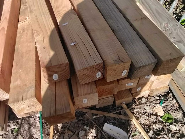 Douglas houten balken 15x15 cm, 3 meter lang. (29x) - afbeelding 3 van  4