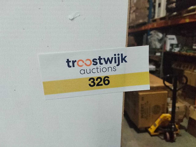 Douglas houten balken 15x15 cm, 3 meter lang. (29x) - afbeelding 4 van  4
